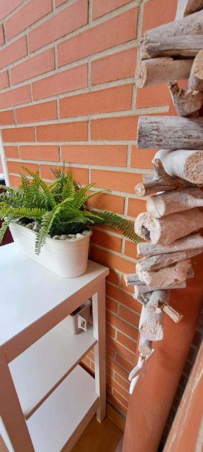 Apartamento Con Suite, Zona De Trabajo Y Yoga Wifi Y Garaje Кастро-Урдіалес Екстер'єр фото