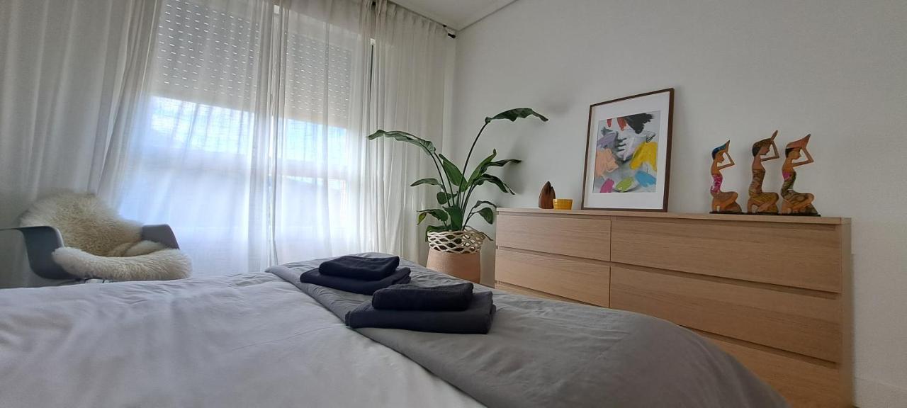 Apartamento Con Suite, Zona De Trabajo Y Yoga Wifi Y Garaje Кастро-Урдіалес Екстер'єр фото